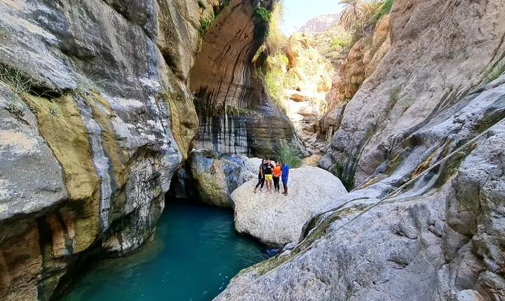 Private Wadi Tiwi - Bimmah Sinkhole - White Sand Beach - Full Day Tour