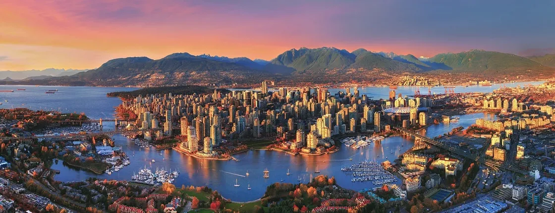 Vancouver’s famous Stanley Park Twilight Tour