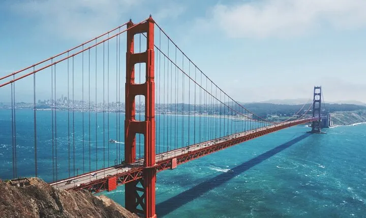 Enchanting Escapades: Surreal San Francisco Tour