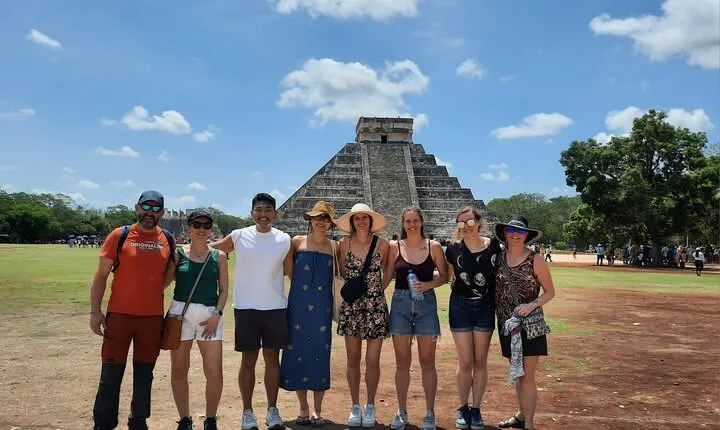 Chichen Itza Guided Group Walking Tour - Last minute booking