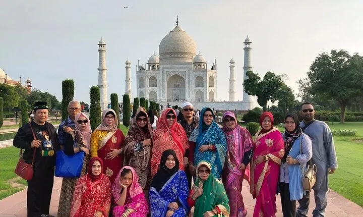 4 Days : Golden Triangle Tour by Car