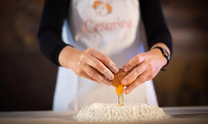 Private cooking class with lunch or dinner in Ravenna