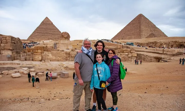Giza Pyramids, Sphinx, Saqqara, and Memphis Private Day Tour