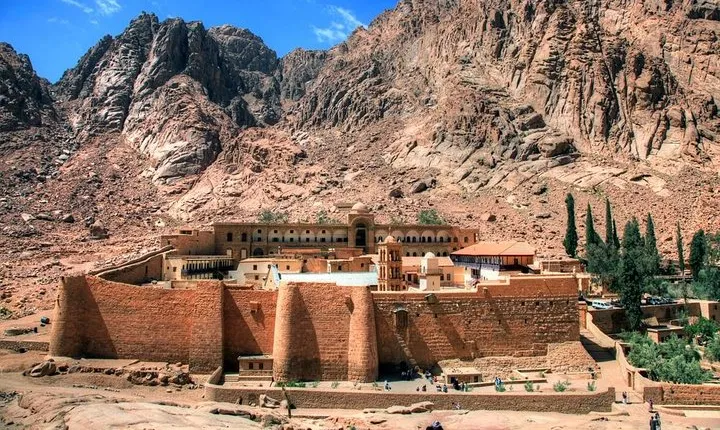 Overnight Tour to Moses Mountain and St. Catherine's Monastery from Cairo