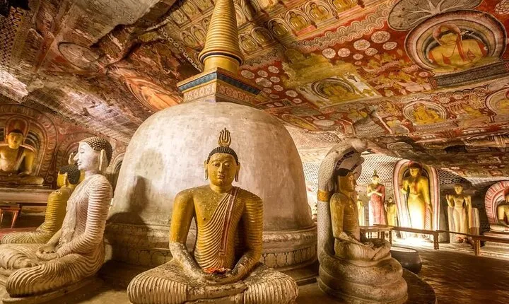 Tour to Dambulla Cave, Sigiriya and Pidurangala Rock from Kandy