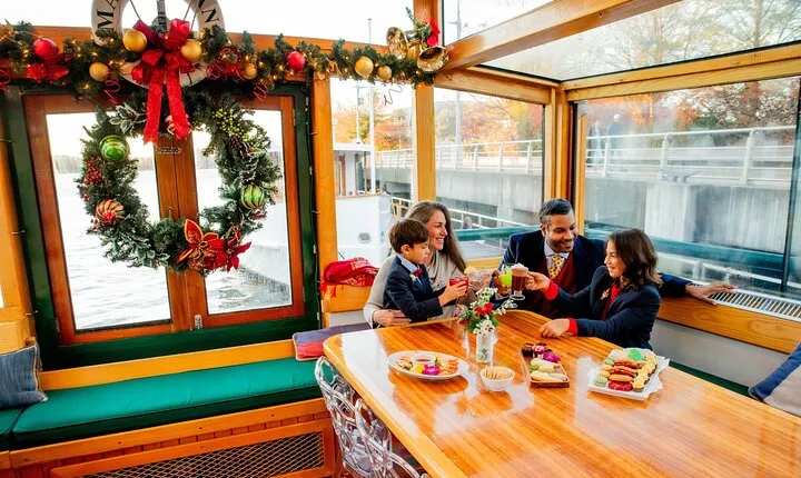 New York City Holiday Brunch Cruise on Classic Boat