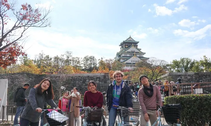5-Hour Osaka Bike Tour to the Neighborhood of Osaka Castle