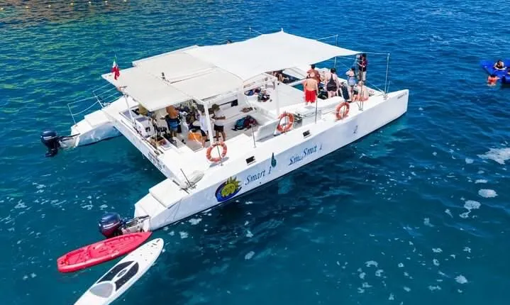 3-hour Snorkeling and Catamaran in Cabo San Lucas