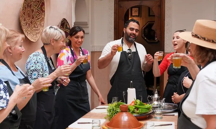 Moroccan cooking class with maket in the Medina of Marrakech