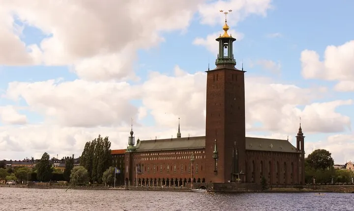 City Hall, Old Town & Vasa Museum - all-in-1 guided experience