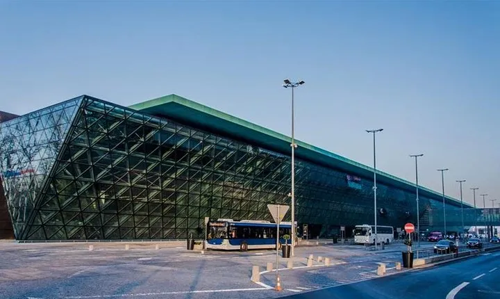 Private transfer | Krakow City - Katowice Airport Pyzowice 