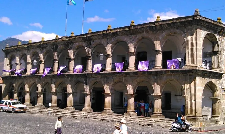 Antigua Walking Tour Morning and Afternoon