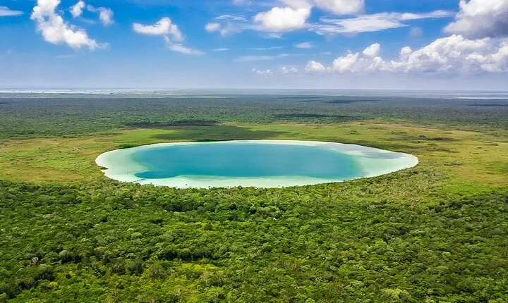 AQUA WONDER (Half-Day Aquatic Tour in Tulum with Snorkeling and Meals)