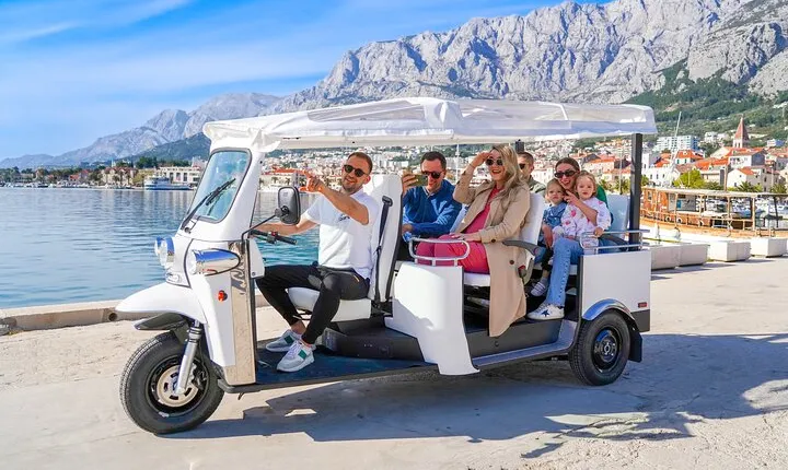 Makarska: Skywalk Tour with a Tuk Tuk - Skip the line ticket