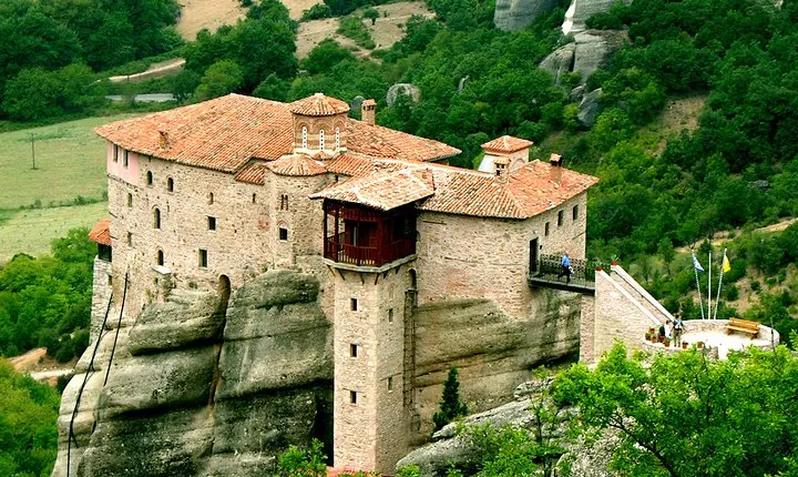 Delphi Meteora and Thermopylae 3-Day Private Tour