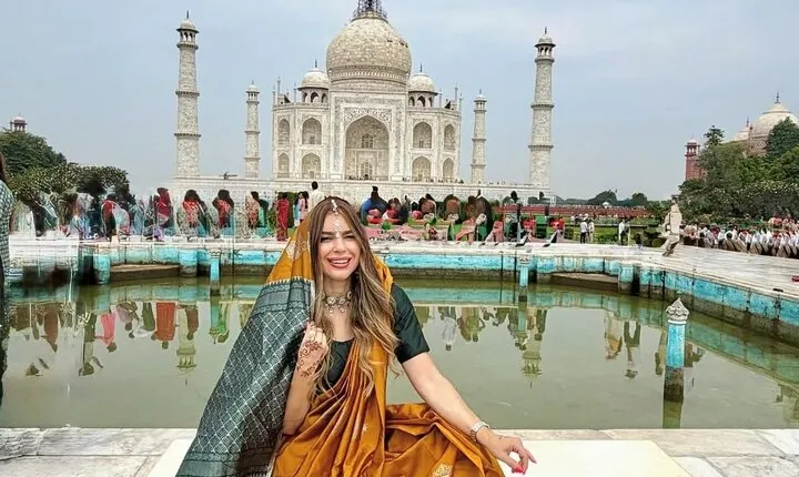 Sunrise Taj Mahal and Agra Day Tour From Delhi - All Inclusive