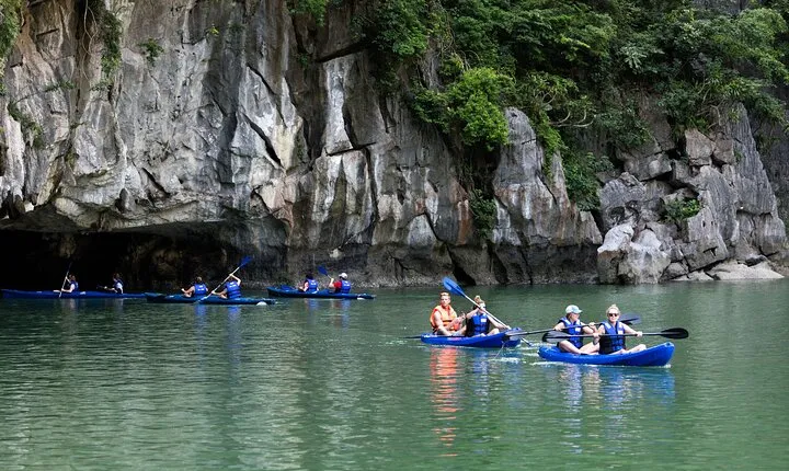 3 Days Explore Halong Bay from Hanoi in Maya Cruises
