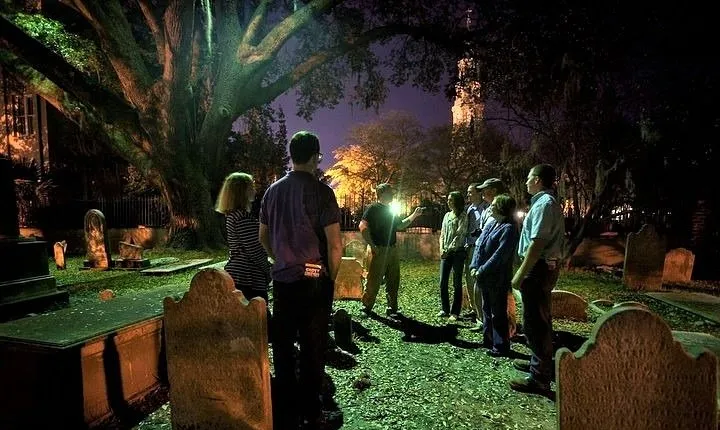 Charleston Ghost & Graveyard Night-Time Guided Walking Tour