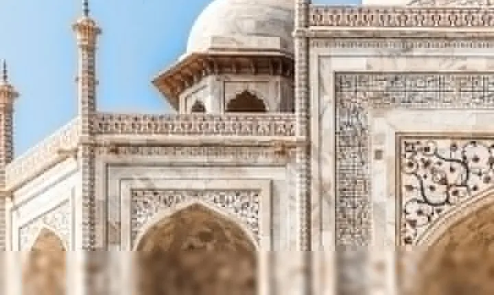 Taj Mahal Tour by Locals