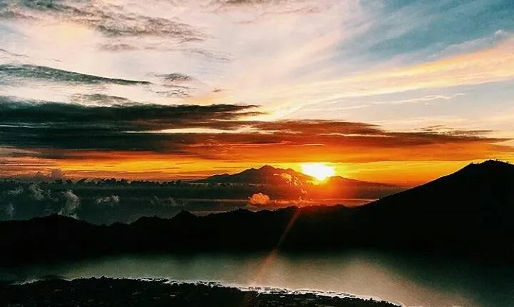 Sunrise mount batur trecking all inclusive