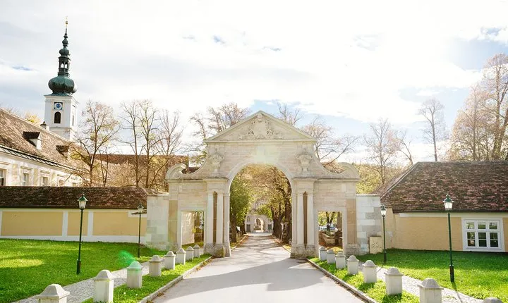 Vienna Woods and Seegrotte Hinterbrühl Half Day Trip