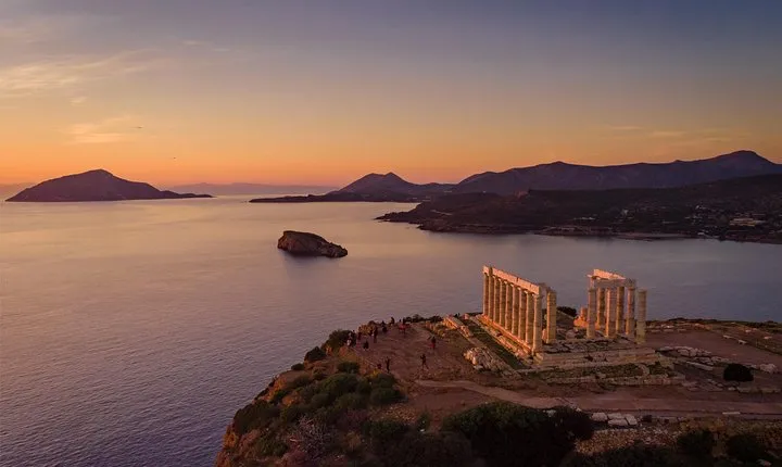 Private Daytrip to Cape Sounio and Lake of Vouliagmeni