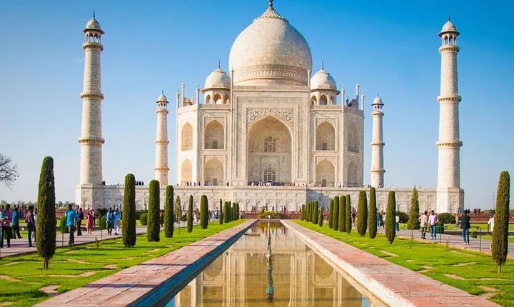 Private tour to Agra with Taj Mahal & Agra Fort by Car