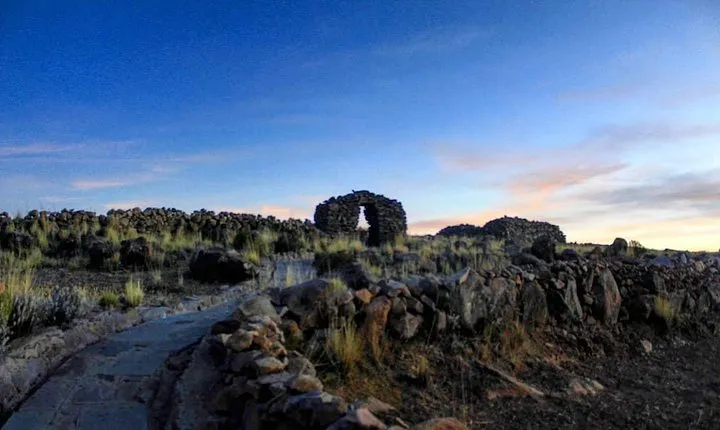Tour to Uros, Amantani, Taquile and Sillustani (2D1N)