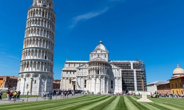 Private Day Trip From Florence To Pisa and San Gimignano
