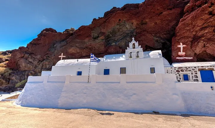 Royalty We Guide you in the Past in Santorini Island