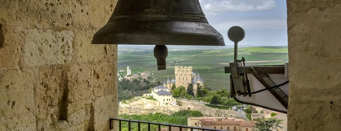 Guided tour to the tower with entrance ticket to Cathedral of Segovia