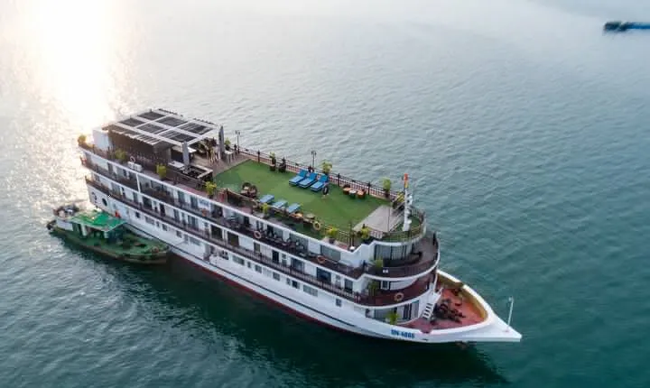 5-STAR Amanda Cruise - Ha Long Bay Explorer - 2 Days 1 Night