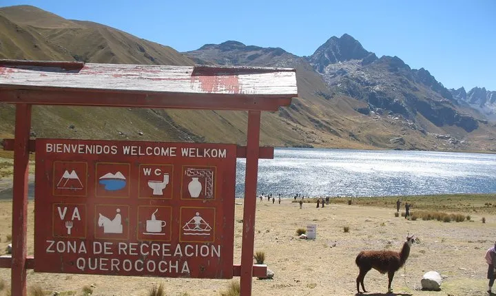 Querococha Lake and Chavin Ruins Private Tour from Huaraz