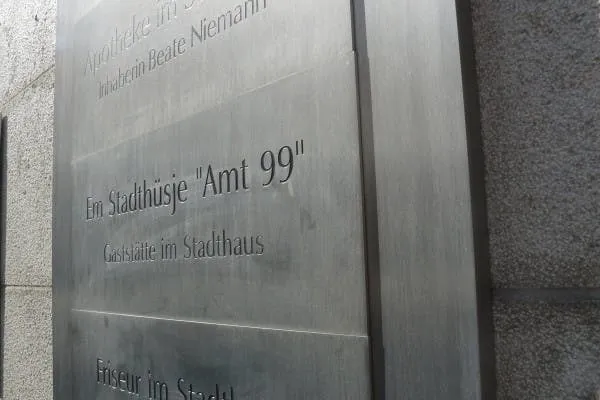 Bonn guided tour: curious places and stories