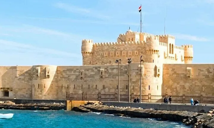 Guided tour to Citadel of Qaitbay From Cairo