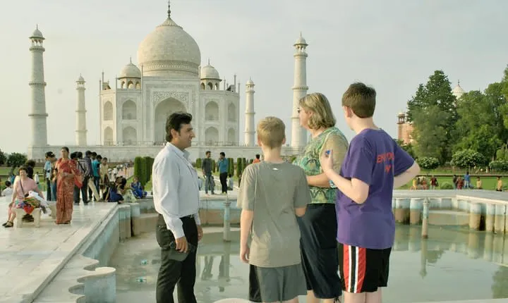 Delhi Agra Delhi: Same Day Trip By Luxury Car.