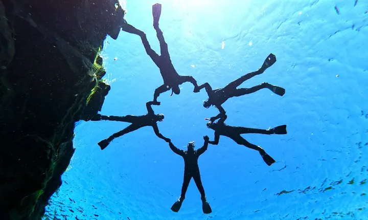 Silfra Drysuit Snorkeling Tour with Free Photos - From Reykjavik