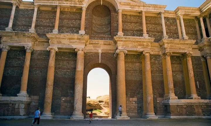 Sardes Tour from Izmir – Explore the Ancient Capital of Lydia