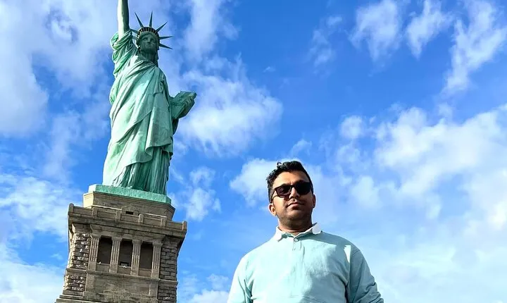 New York Ellis Island Hard Hat Tour with Audio Guide