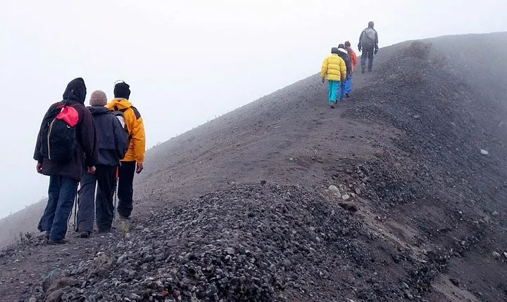 3-days Mount Meru Trekking