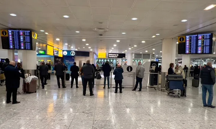 Transfer from Heathrow Airport to London or London to Heathrow