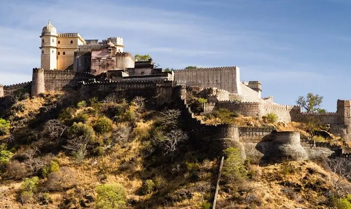 Kumbhalgarh & Ranakpur Day Trip from Udaipur with Guide and Lunch