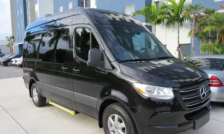 Transfer from Miami Airport to Hotel or Port Miami.