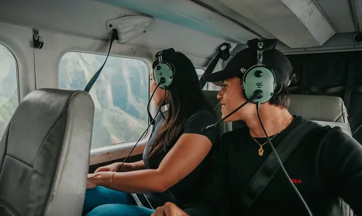 Private Kauai Airplane Tour: Na Pali Coast, Waterfalls & More