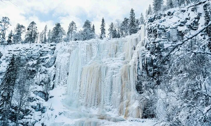 Frozen Waterfalls in Korouoma Canyon adventure