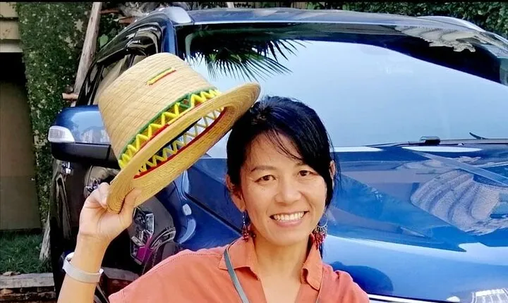 Lady Driver and Guide