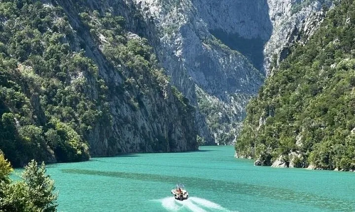 From Shkoder: Komani Lake and Shala River round trip