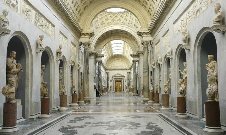 Vatican Museum & Sistine Chapel Fast-track entry Tickets
