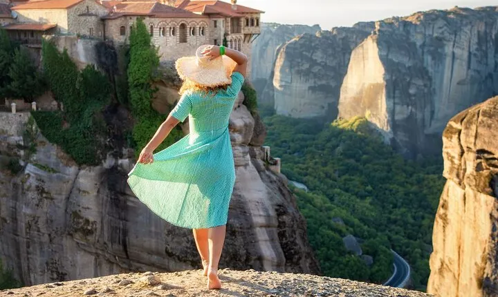 From Athens: Full-Day Private Tour to Meteora