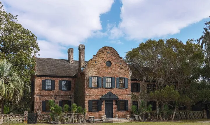 Middleton Place Tour with Lunch and Transportation